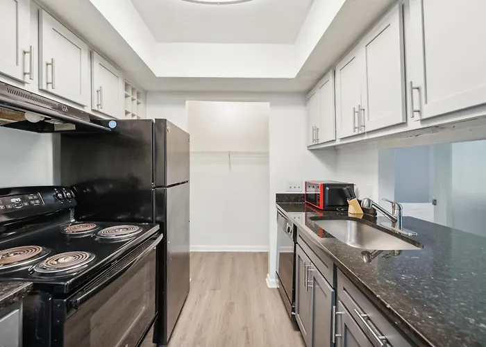 Northcliffe 405 I Fully Furnished 2 Bedroom 2bth Apartamento Winston-Salem