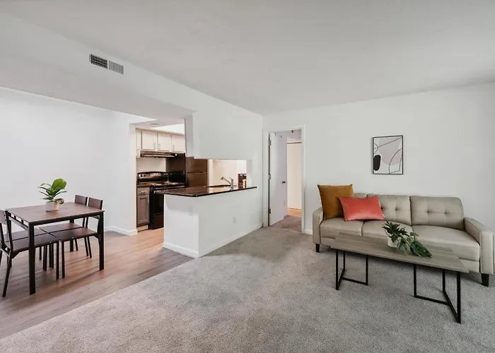 Apartamento Northcliffe 405 I Fully Furnished 2 Bedroom 2bth Winston-Salem